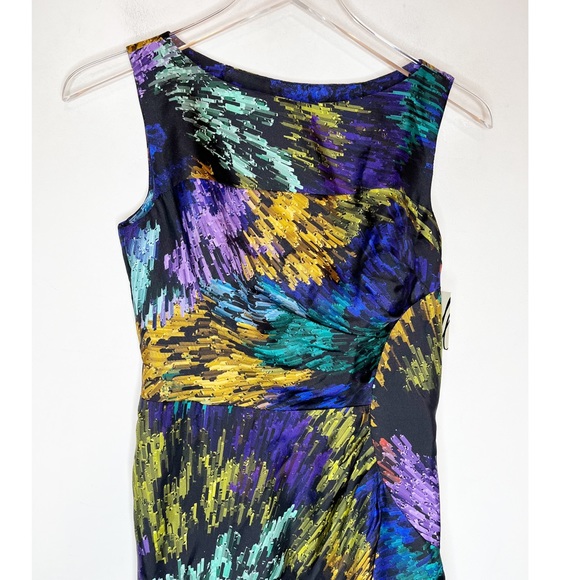 Milly Abstract Print Silk  Dress in Multi Color. Size 2 - Picture 4 of 7